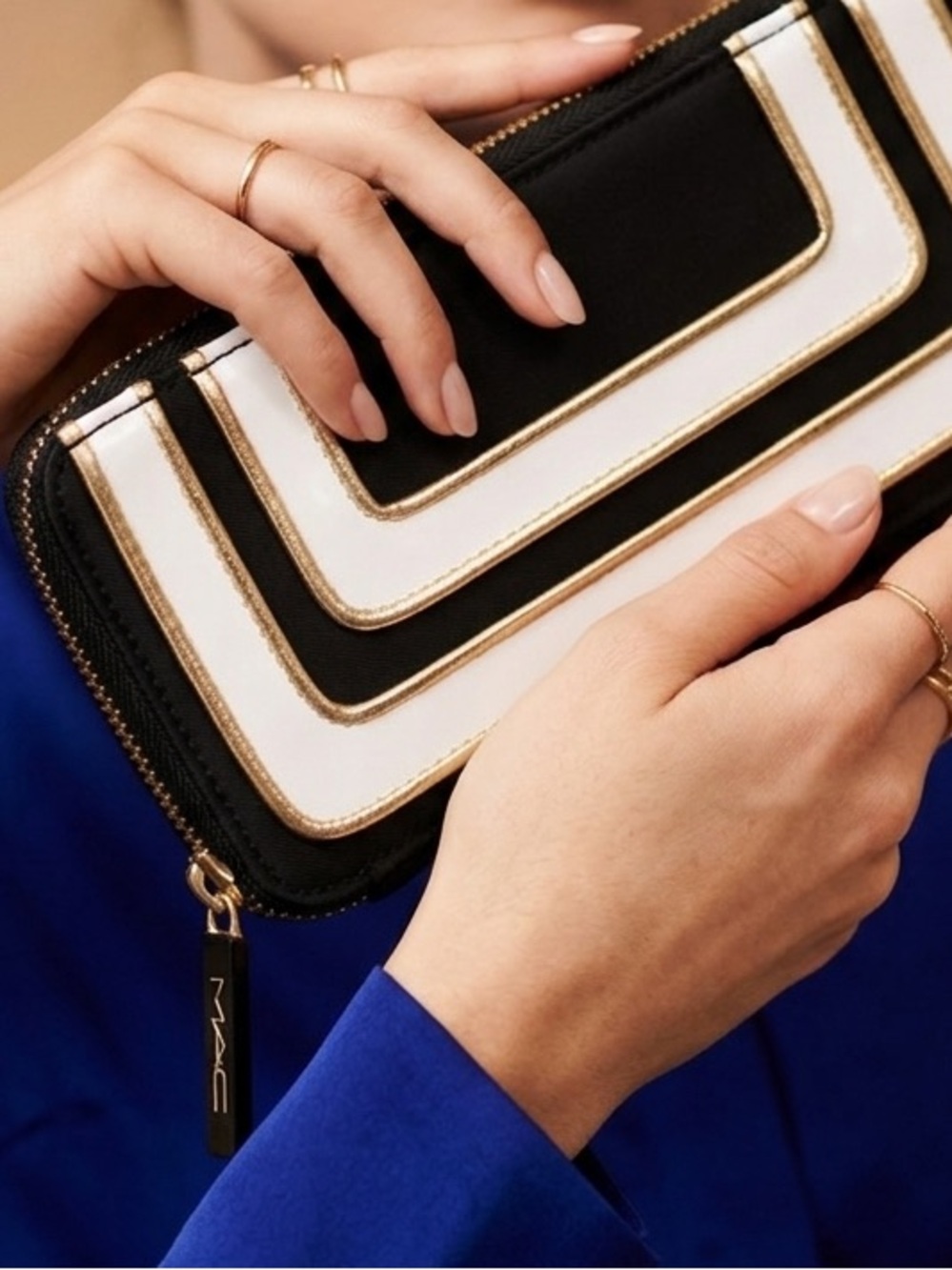 🆕 MAC Cosmetic Pouch Envelope